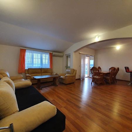 Apartments Renato Задар Екстериор снимка