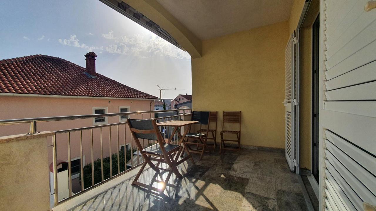 Apartments Renato Задар Екстериор снимка