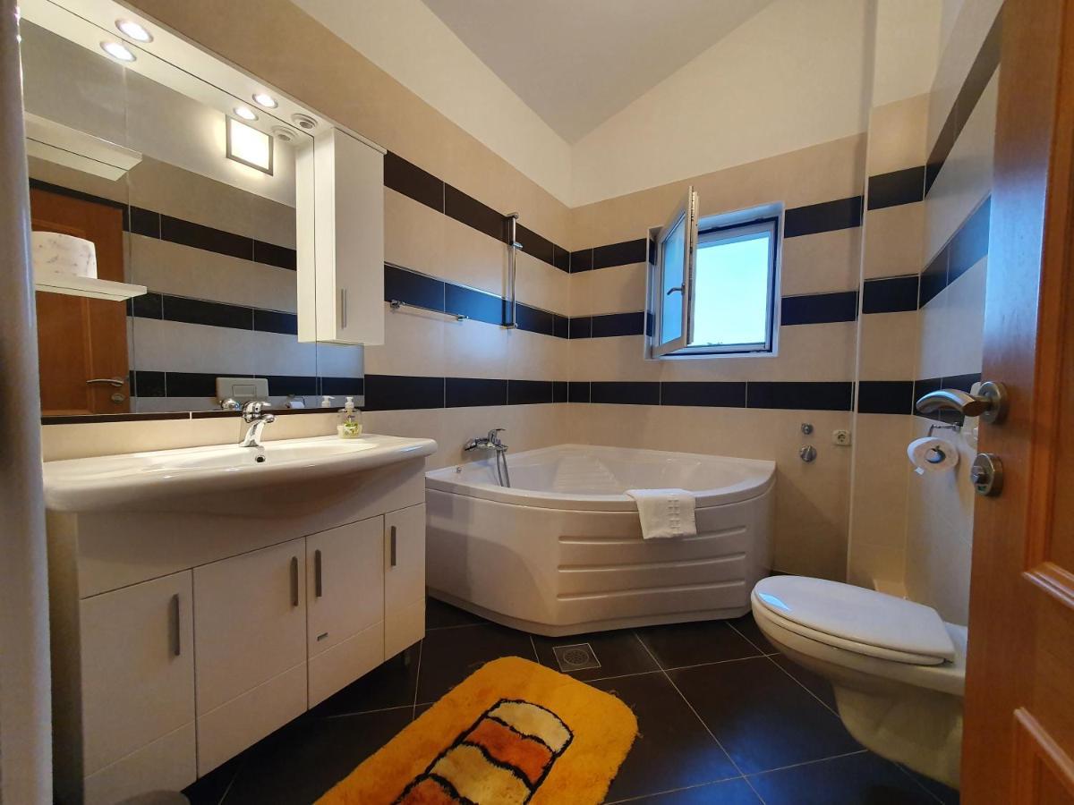 Apartments Renato Задар Екстериор снимка