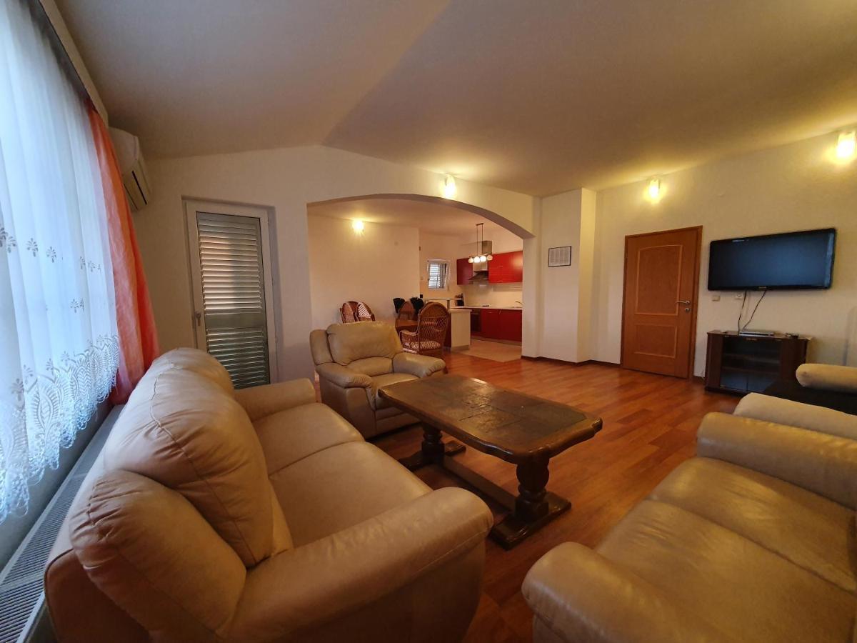 Apartments Renato Задар Екстериор снимка