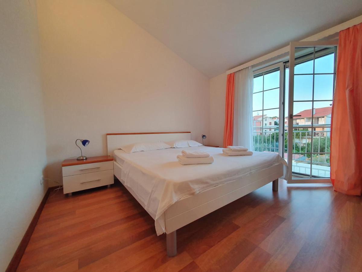 Apartments Renato Задар Екстериор снимка